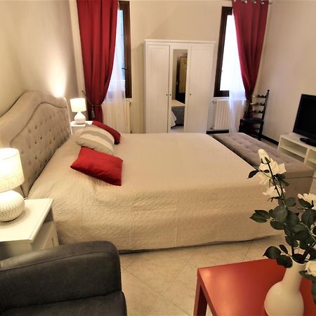 Central And Spacious Apartment Wenecja Zewnętrze zdjęcie